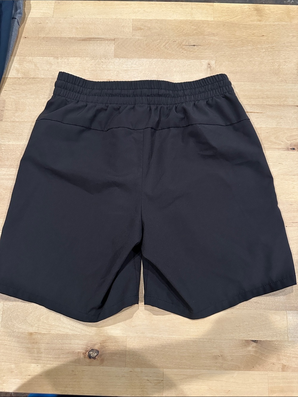 Old Navy Tech Shorts - Picture 7 of 7